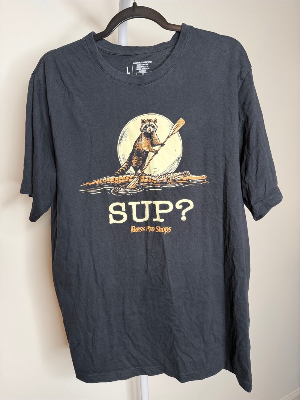 Bass Pro Shops Men’s Black Graphic Tee - 'SUP?' Raccoon & Gator